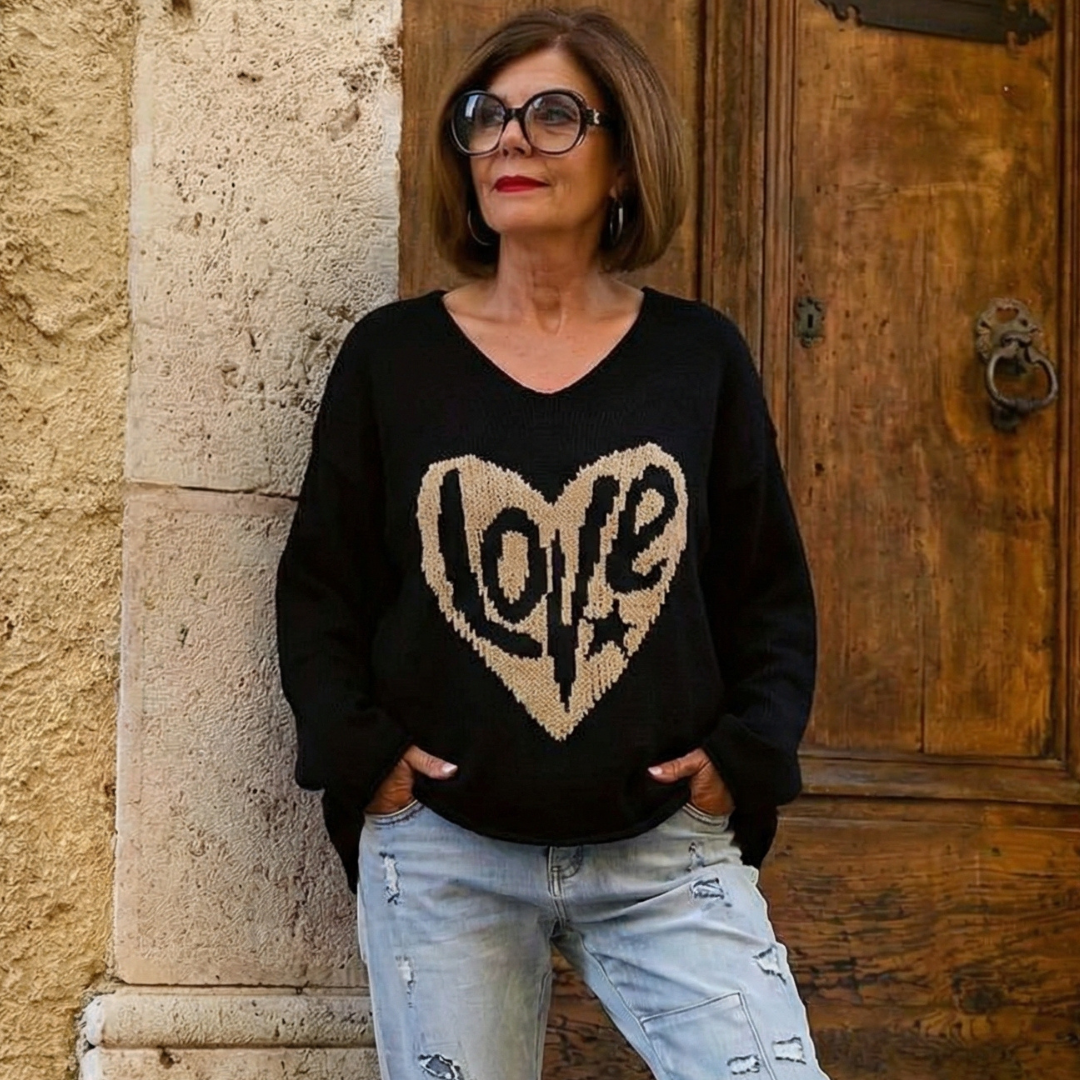 BELINDA™ | Plus-Size Heart-Shape V-Neck Top