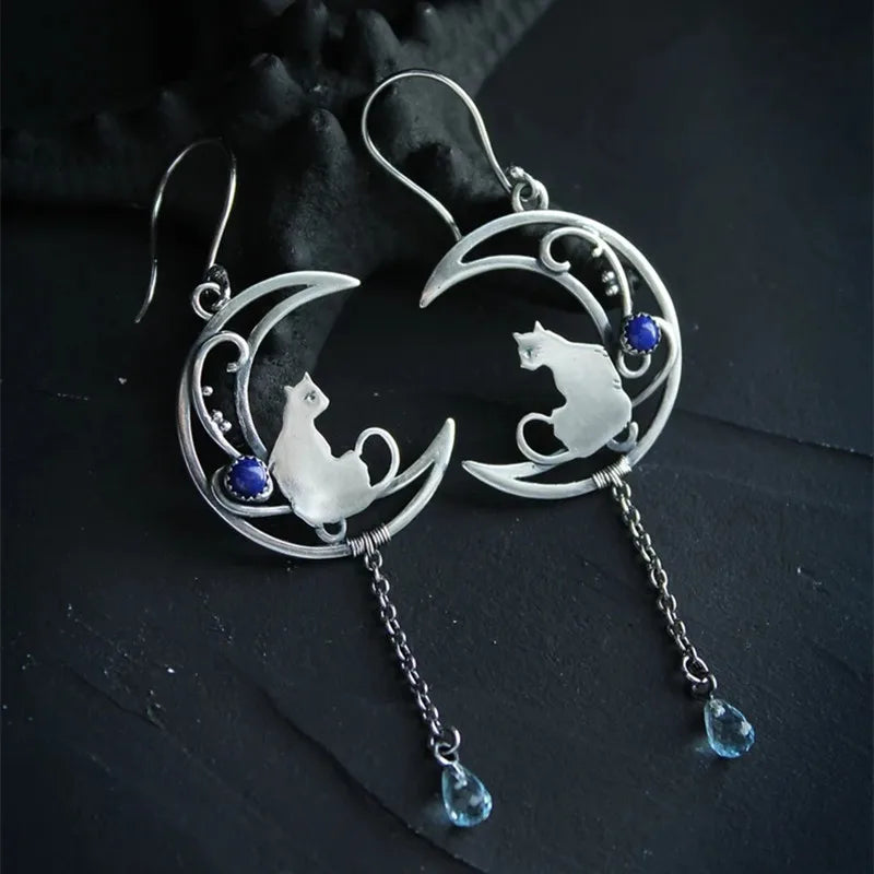 Moonlight Cat Earrings – Vintage Crescent Design with Lapis Lazuli Gemstone