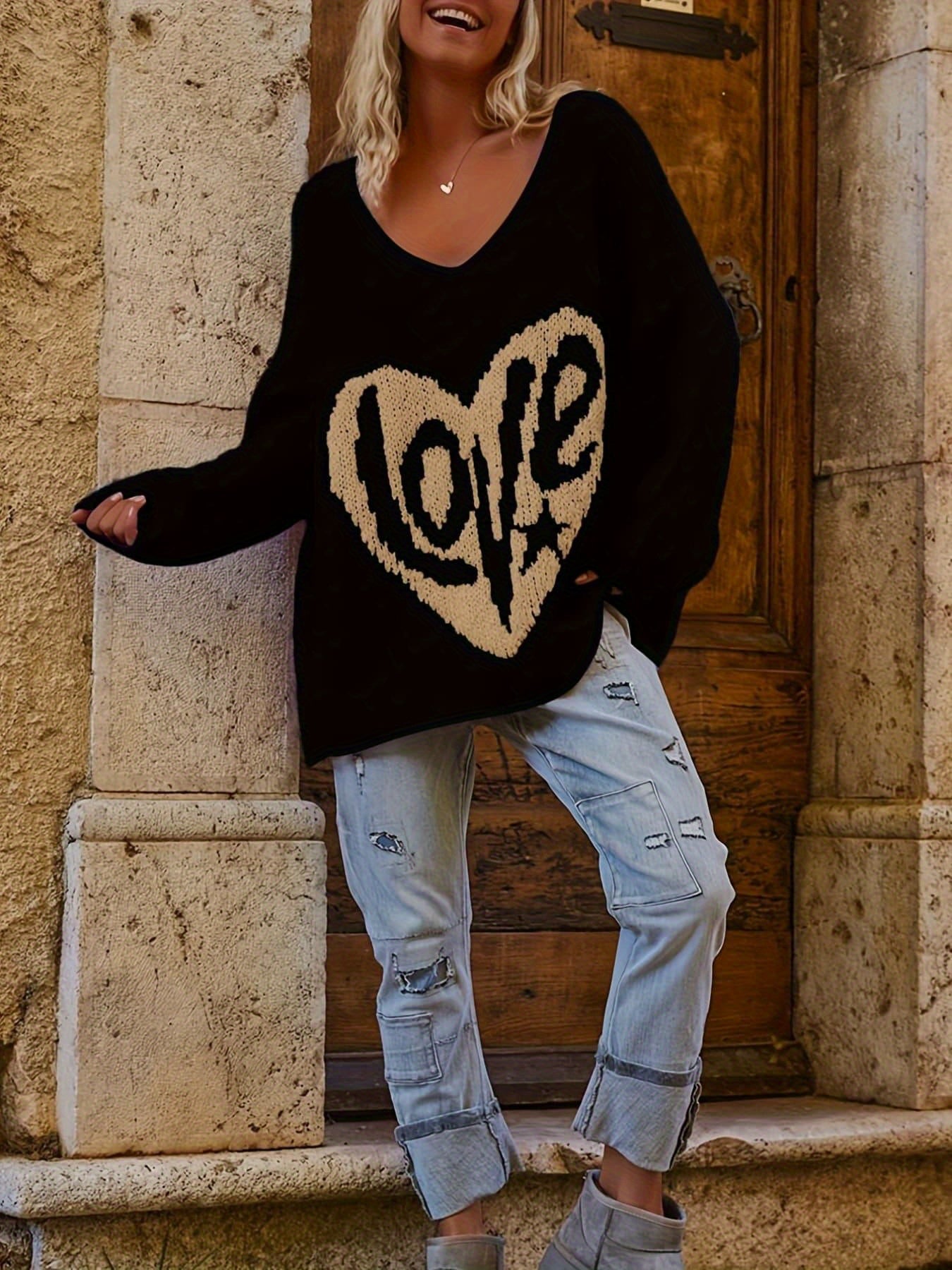 BELINDA™ | Plus-Size Heart-Shape V-Neck Top